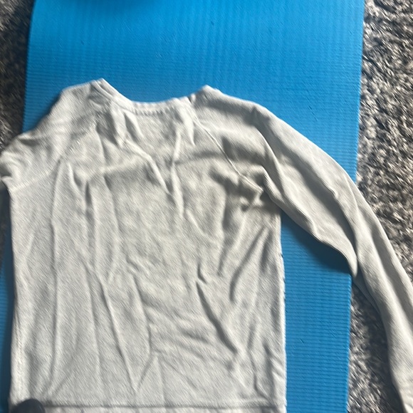 Roots sweater size small - Picture 5 of 5